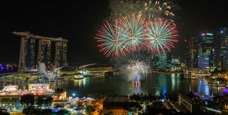 SINGAPORE MARINA BAY FIRE WORKS