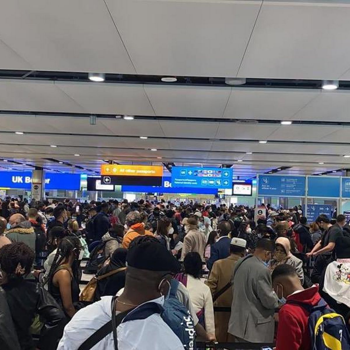 heathrow- sala