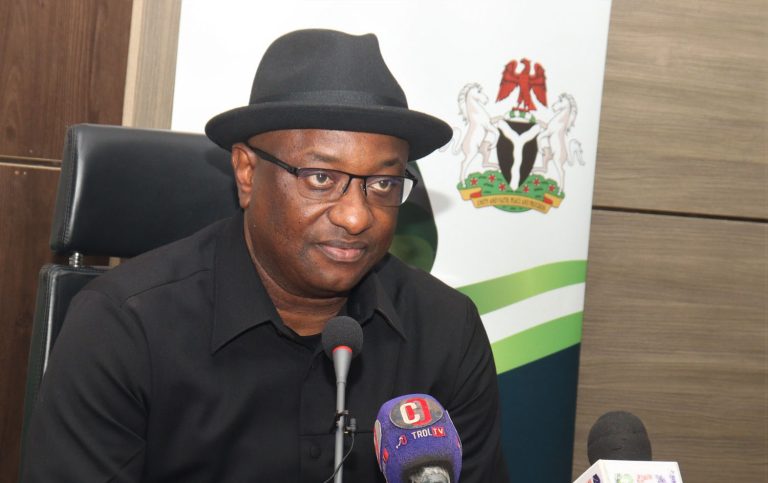 FKEYAMO WITH MIC REDO