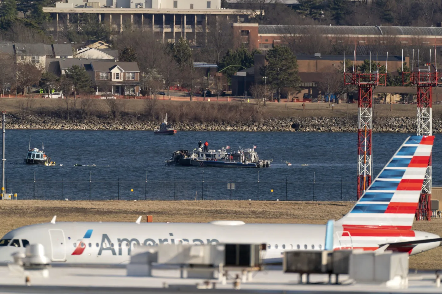 AMERICAN EAGLE IN POTOMAC RIVER