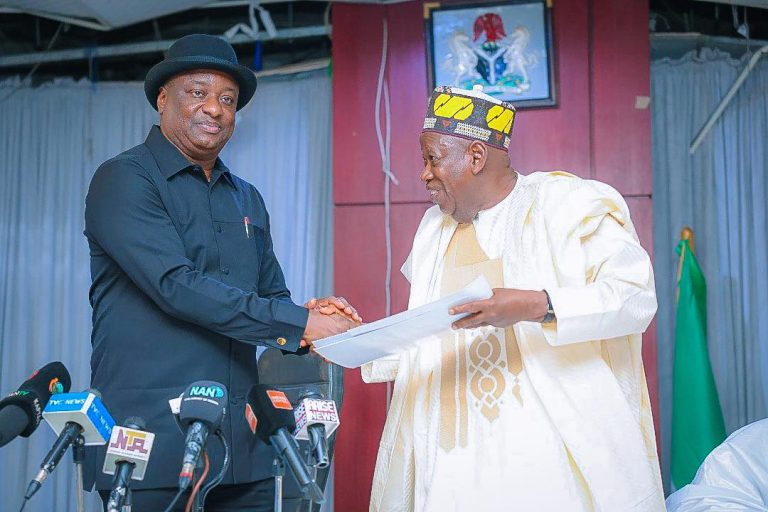 FAAN BOARD SWORN IN- H.E VS F.KEYAMO