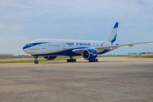AIR PEACE B GRACIOUSLY LANDING