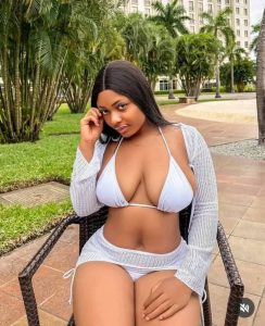 COMFORT IN BIKINI