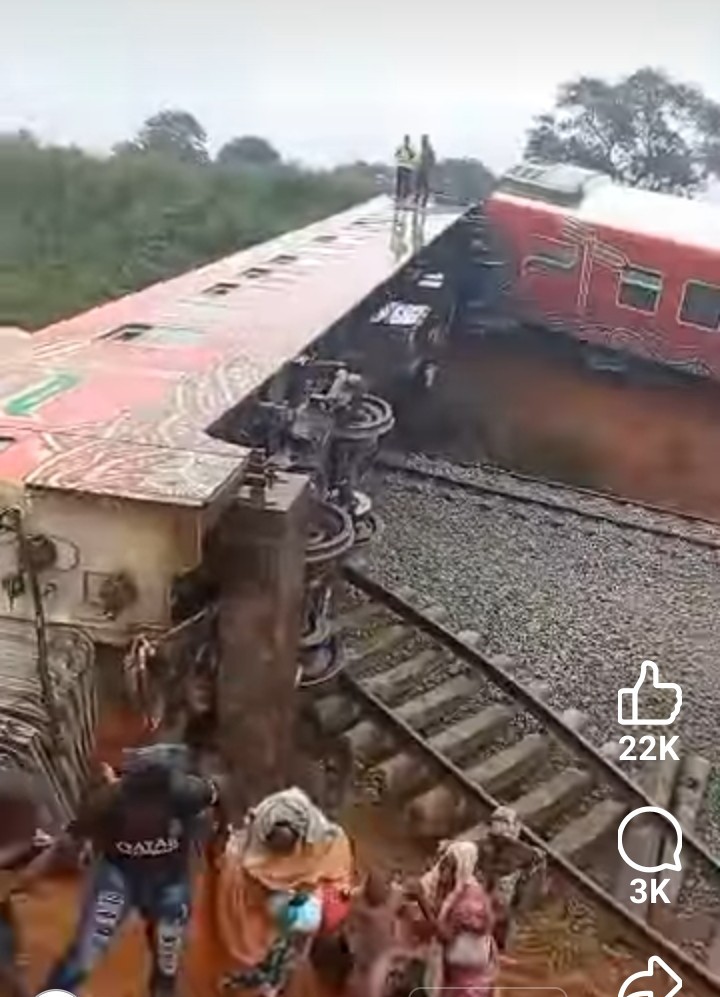 TRAIN DERAILMT ABJ-KDA- B