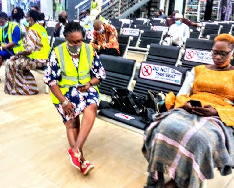 GAT LOW PAX TRAFFIC