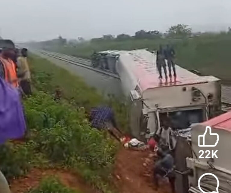 TRAIN DERAILMT ABJ-KDA- C