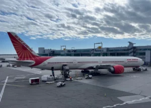 AIR INDIA B777 DELAYED IN VANCOUVER BY DRUNK PILOT