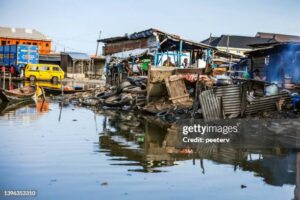 'S FLOATING SLUM
