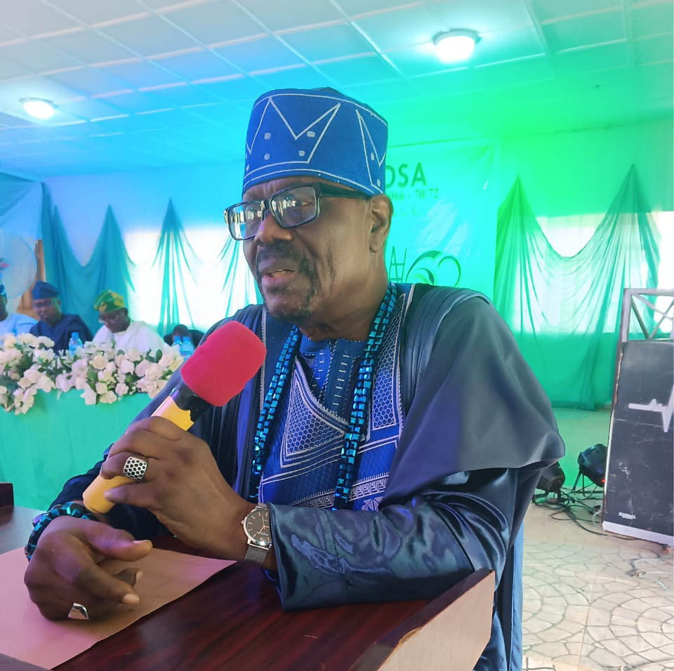 AKOGUN TOLA ADENIYI CANGOR- AGBADA