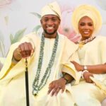 'S WEDDING- COUPLE SEATED